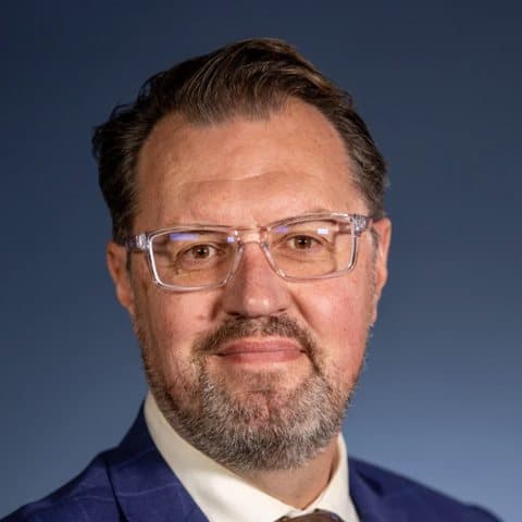Portrait of HoM Dave Vosen